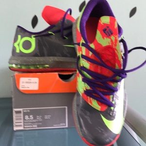 KD VI